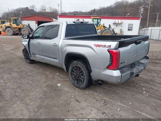 2024 TOYOTA TUNDRA HYBRID 5TFWC5DBXRX041332 Photo 2