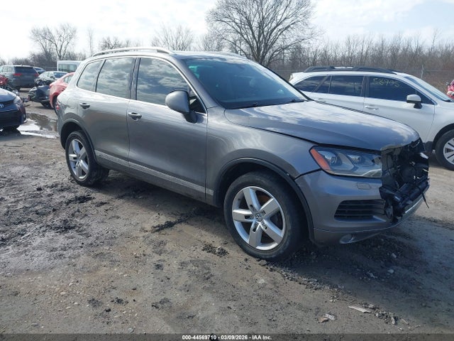 2011 VOLKSWAGEN TOUAREG WVGFF9BP0BD000465