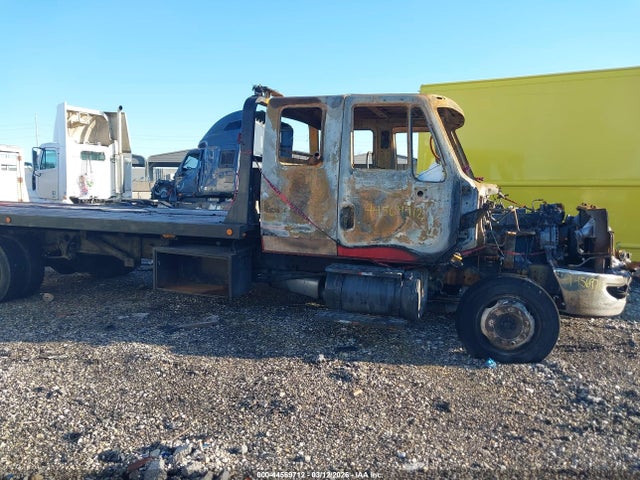 44569712 :رقم المزاد ، 1HTMMAAM73H565772 vin ، 2003 International 4000 4300 مزاد بيع