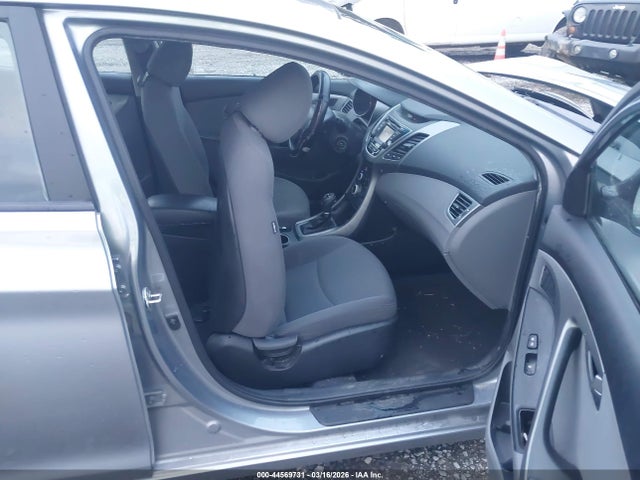 Hyundai ELANTRA SE 2015 5NPDH4AE3FH596745 Image 5
