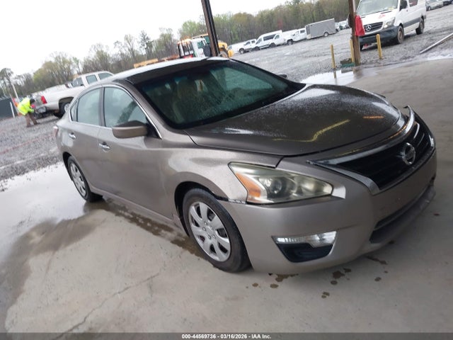 Продажа на аукционе авто 2015 Nissan Altima 2.5 S, vin: 1N4AL3AP5FC231997, номер лота: 44569736
