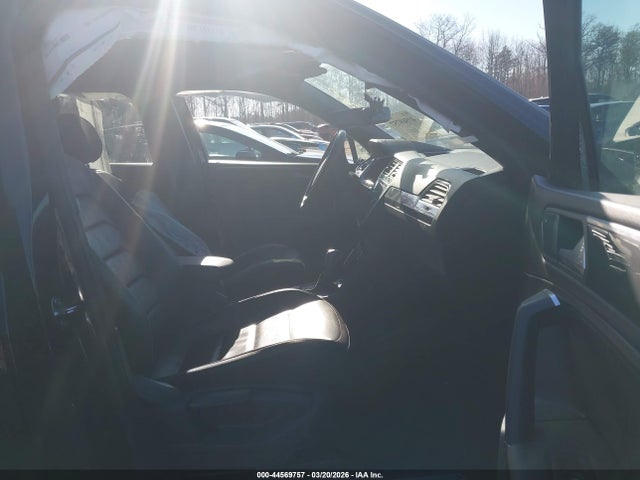 2020 VOLKSWAGEN TIGUAN 3VV4B7AX3LM068697 Photo 4