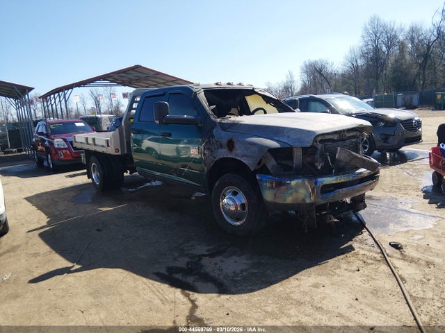 44569769 :رقم المزاد ، 3C7WDTCLXCG317468 vin ، 2012 Ram 3500 Chassis St/slt/laramie مزاد بيع
