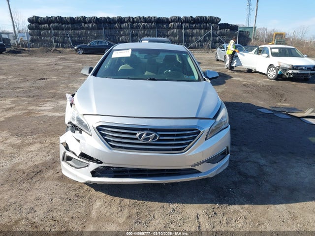 Hyundai SONATA SE 2015 5NPE24AF8FH031793 Image 12