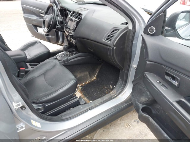 2017 MITSUBISHI OUTLANDER SPORT JA4AR4AW8HZ059609 Photo 4