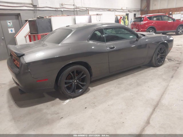 2018 Dodge Challenger Sxt მანქანა იყიდება აუქციონზე, vin: 2C3CDZAG0JH161855, აუქციონის ნომერი: 44569812