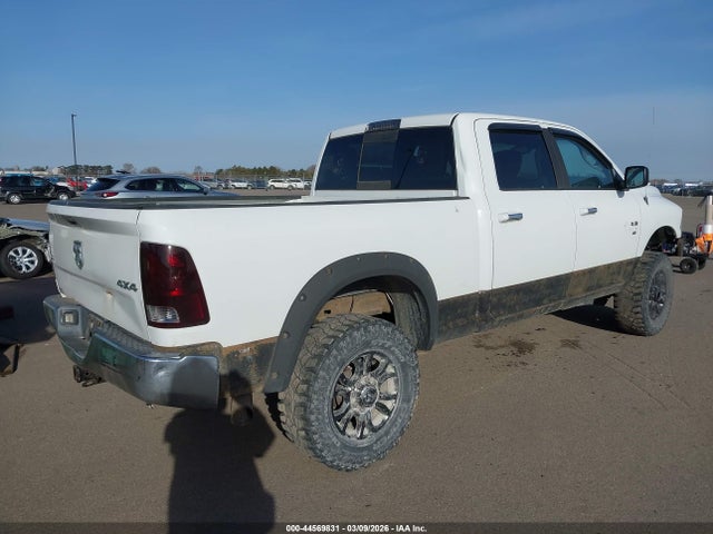 2015 RAM 2500 3C6UR5DL4FG672597 Photo 3