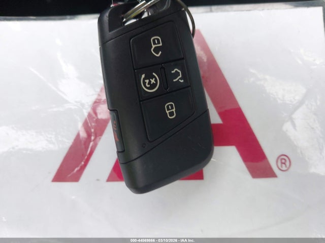 Продажа на аукционе авто 2019 Volkswagen Jetta 1.4t R-line/1.4t S/1.4t Se, vin: 3VWCB7BU1KM181980, номер лота: 44569866