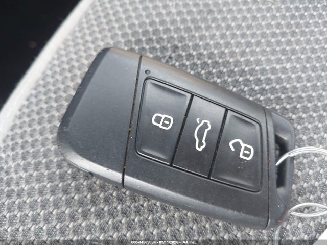 3VV8X7B22RM057351 Volkswagen Taos 1.5t S