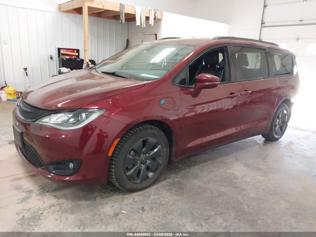 2020 Chrysler Pacifica Hybrid Limited მანქანა იყიდება აუქციონზე, vin: 2C4RC1N7XLR146703, აუქციონის ნომერი: 44569892