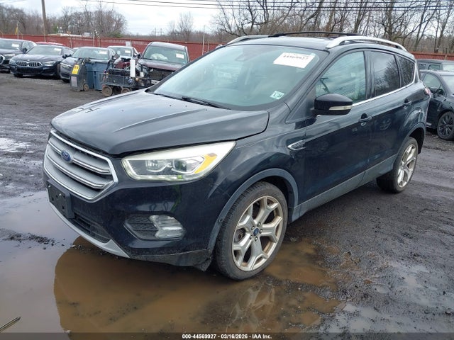 2017 Ford Escape Titanium მანქანა იყიდება აუქციონზე, vin: 1FMCU9J92HUE62658, აუქციონის ნომერი: 44569927