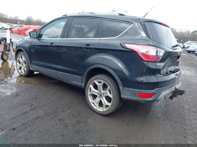 2017 Ford Escape Titanium მანქანა იყიდება აუქციონზე, vin: 1FMCU9J92HUE62658, აუქციონის ნომერი: 44569927