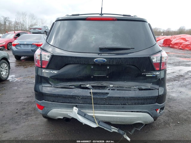 2017 Ford Escape Titanium მანქანა იყიდება აუქციონზე, vin: 1FMCU9J92HUE62658, აუქციონის ნომერი: 44569927