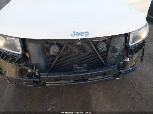 44569961 :رقم المزاد ، 1C4RJFAG5GC405296 vin ، 2016 Jeep Grand Cherokee Laredo مزاد بيع