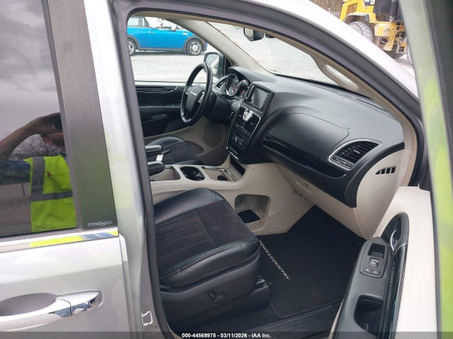 Aukcja sprzedaży 2014 Chrysler Town & Country Touring-l 30th Anniversary, vin: 2C4RC1CG3ER258782, numer aukcji: 44569978