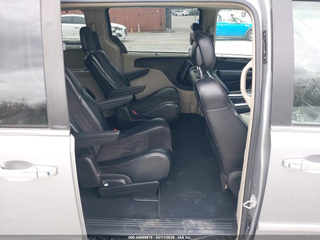 Aukcja sprzedaży 2014 Chrysler Town & Country Touring-l 30th Anniversary, vin: 2C4RC1CG3ER258782, numer aukcji: 44569978