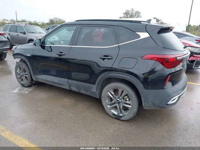 2021 Kia Seltos S მანქანა იყიდება აუქციონზე, vin: KNDEUCAA7M7228495, აუქციონის ნომერი: 44569991