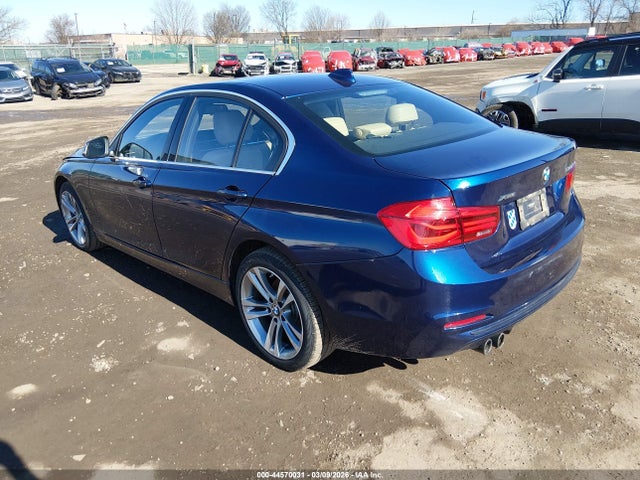 44570031 :رقم المزاد ، WBA8D9C56JA608262 vin ، 2018 Bmw 330i Xdrive مزاد بيع