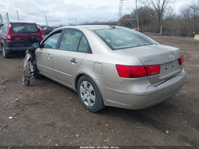 2010 Hyundai Sonata Gls მანქანა იყიდება აუქციონზე, vin: 5NPET4AC0AH586460, აუქციონის ნომერი: 44570082