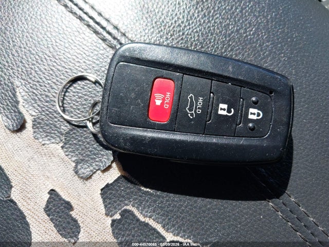 2020 TOYOTA RAV4 2T3N1RFV6LW087963 Photo 10