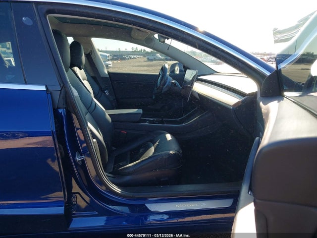 2018 TESLA MODEL 3 5YJ3E1EA6JF013134 Photo 4