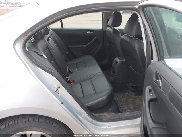3VWD17AJ6EM362513 Volkswagen Jetta 1.8t Se