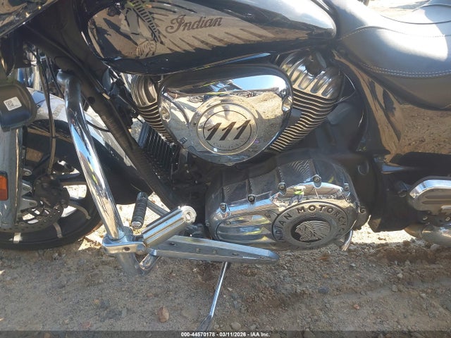 2018 INDIAN MOTORCYCLE CO. CHIEFTAIN 56KTCAAA6J3363298 Photo 8