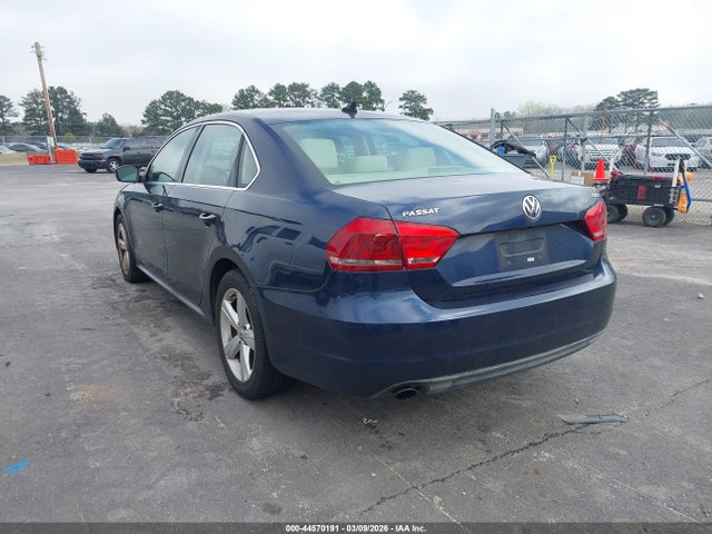 44570191 :رقم المزاد ، 1VWBS7A30EC029926 vin ، 2014 Volkswagen Passat 1.8t Se مزاد بيع
