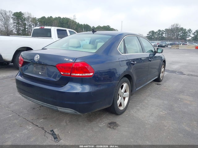 44570191 :رقم المزاد ، 1VWBS7A30EC029926 vin ، 2014 Volkswagen Passat 1.8t Se مزاد بيع