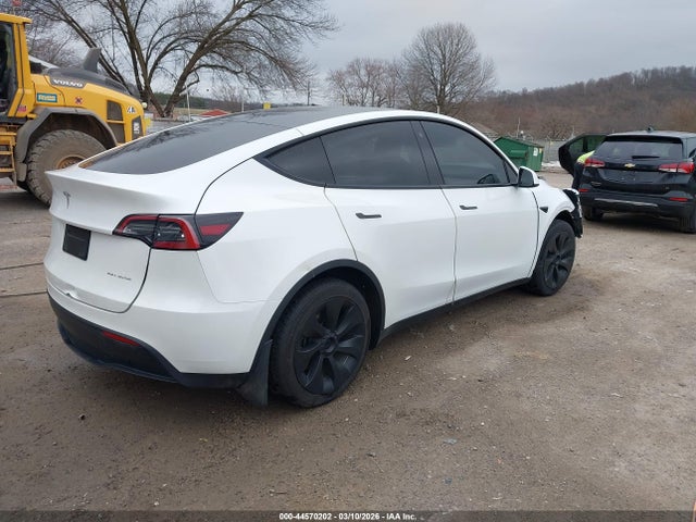 Продаж на аукціоні авто 2023 Tesla Model Y, vin: 7SAYGAEE0PF751705, номер лоту: 44570202