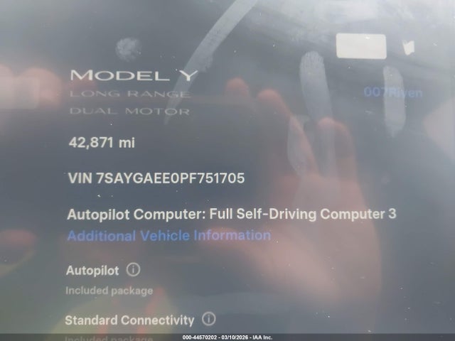 Продаж на аукціоні авто 2023 Tesla Model Y, vin: 7SAYGAEE0PF751705, номер лоту: 44570202