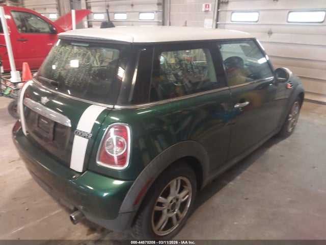 2012 MINI COOPER WMWSU3C53CT254453 Photo 3