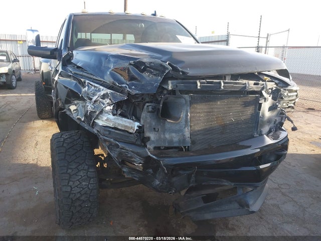 44570220 :رقم المزاد ، 3C63RRNL0HG627662 vin ، 2017 Ram 3500 Limited  4x4 6'4 Box مزاد بيع