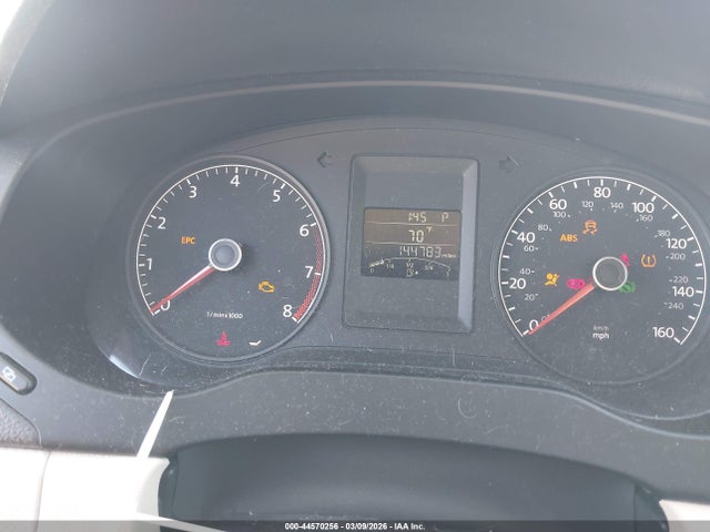 44570256 :رقم المزاد ، 3VWDZ7AJ5BM305384 vin ، 2011 Volkswagen Jetta 2.5l Se مزاد بيع