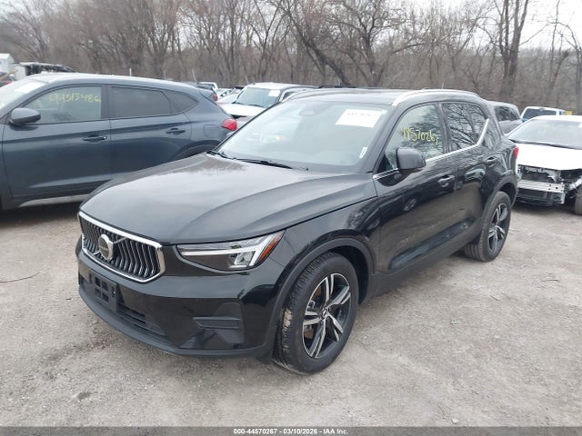 2025 VOLVO XC40 YV4L12UJ7S2556058 Photo 1