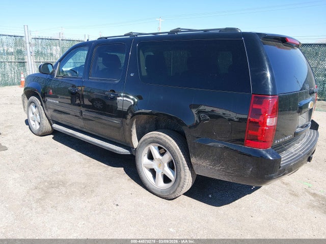 1GNSKJE7XER154417 Chevrolet Suburban 1500 Lt
