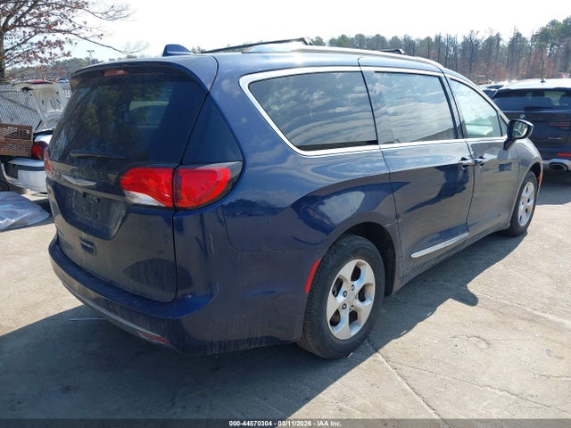 Продажа на аукционе авто 2017 Chrysler Pacifica Touring-l Plus, vin: 2C4RC1EG4HR531276, номер лота: 44570304