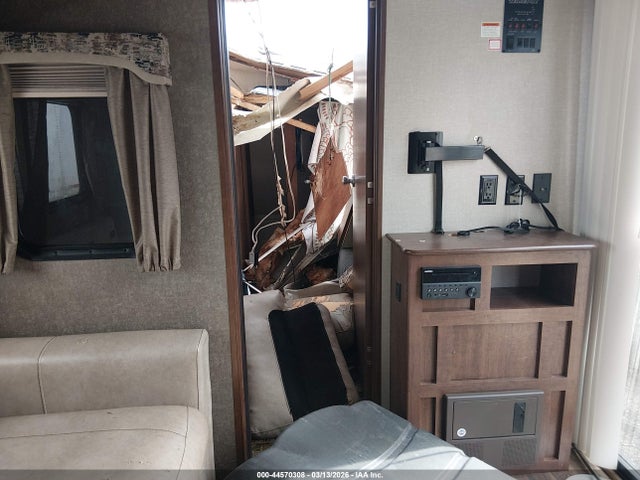 Keystone Rv Other 2017 4YDT38B27H7207552 Image 5