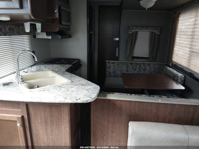 Keystone Rv Other 2017 4YDT38B27H7207552 Image 8