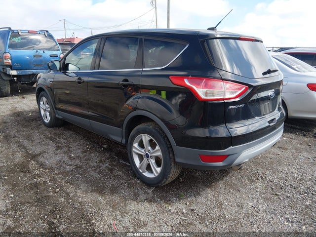 1FMCU0GXXGUA36443 Ford ESCAPE SE