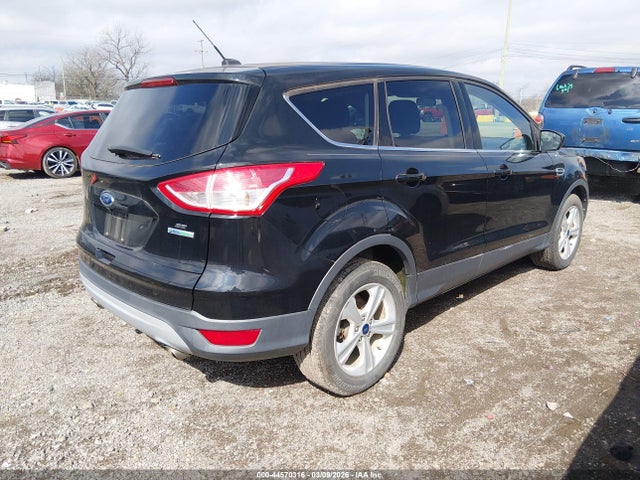 1FMCU0GXXGUA36443 Ford ESCAPE SE