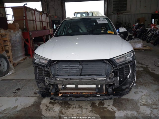 44570329 :رقم المزاد ، WA1ANAFY4J2051221 vin ، 2018 Audi Q5 2.0t Premium/2.0t Tech Premium مزاد بيع