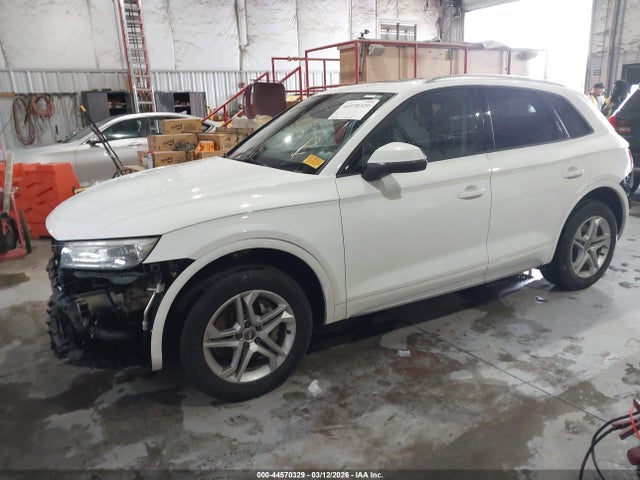 44570329 :رقم المزاد ، WA1ANAFY4J2051221 vin ، 2018 Audi Q5 2.0t Premium/2.0t Tech Premium مزاد بيع