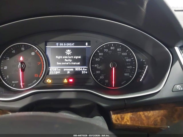 44570329 :رقم المزاد ، WA1ANAFY4J2051221 vin ، 2018 Audi Q5 2.0t Premium/2.0t Tech Premium مزاد بيع