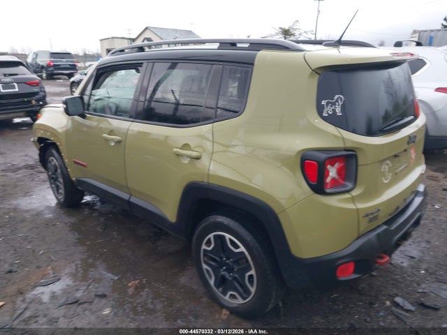 Продажа на аукционе авто 2015 Jeep Renegade Trailhawk, vin: ZACCJBCT0FPB75645, номер лота: 44570332