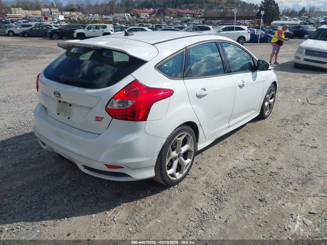1FADP3L9XEL338753 Ford FOCUS ST