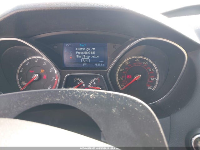 1FADP3L9XEL338753 Ford FOCUS ST
