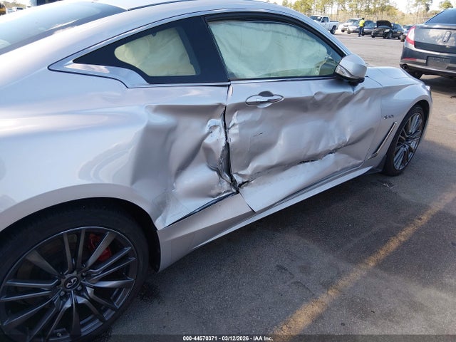 44570371 :رقم المزاد ، JN1FV7EL8HM701397 vin ، 2017 Infiniti Q60 3.0t Red Sport 400 مزاد بيع