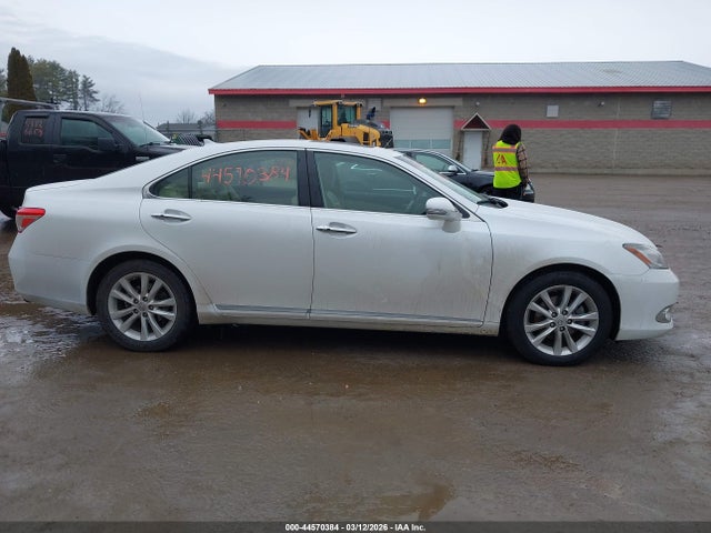 44570384 :رقم المزاد ، JTHBK1EG5B2455396 vin ، 2011 Lexus Es 350 مزاد بيع