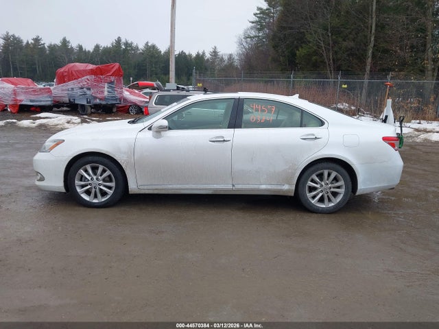 44570384 :رقم المزاد ، JTHBK1EG5B2455396 vin ، 2011 Lexus Es 350 مزاد بيع